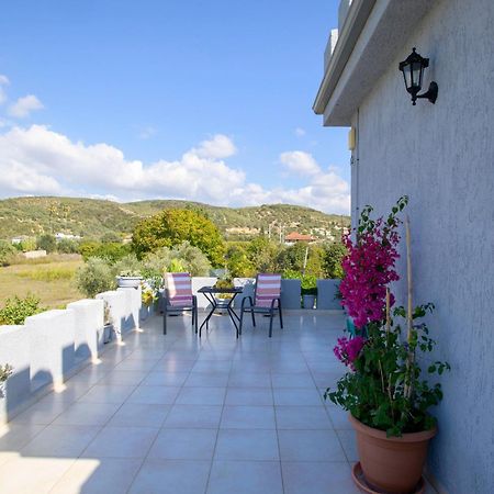 La Vatura Otel Gialova Dış mekan fotoğraf